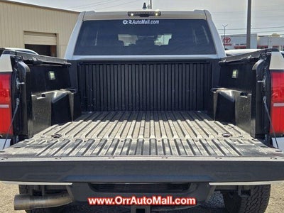 2024 Toyota Tacoma 4WD 4WD TRD Off Road Double Cab 5' Bed AT (Natl)