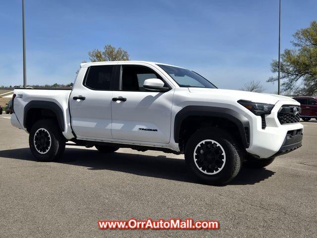 2024 Toyota Tacoma 4WD 4WD TRD Off Road Double Cab 5' Bed AT (Natl)