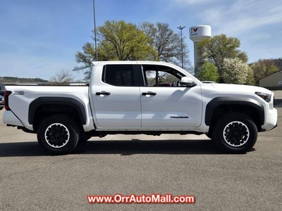2024 Toyota Tacoma 4WD 4WD TRD Off Road Double Cab 5' Bed AT (Natl)