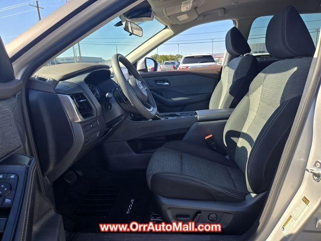 2023 Nissan Rogue FWD SV *Ltd Avail*