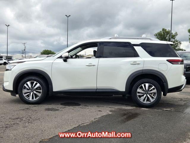 2023 Nissan Pathfinder SL 2WD