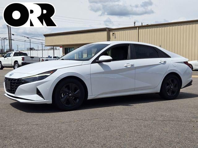 2021 Hyundai ELANTRA SEL IVT