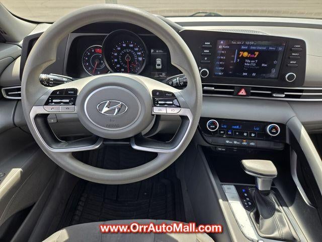 2021 Hyundai ELANTRA SEL IVT