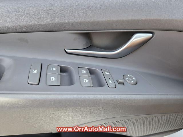 2021 Hyundai ELANTRA SEL IVT