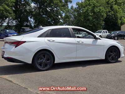 2021 Hyundai ELANTRA SEL IVT