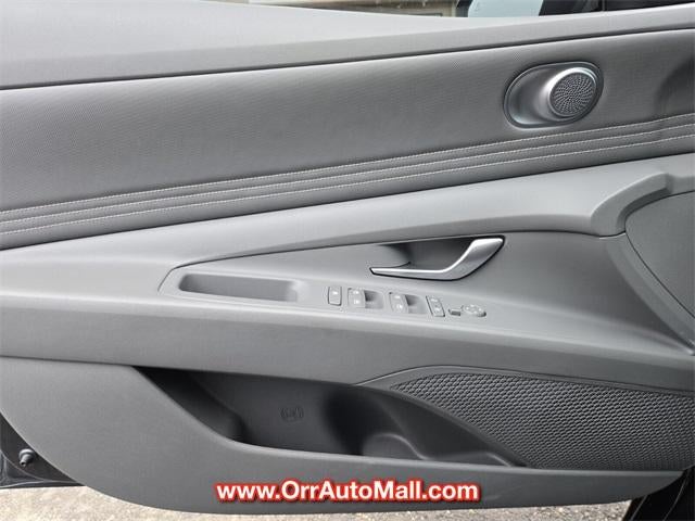 2023 Hyundai ELANTRA SEL IVT