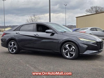2023 Hyundai ELANTRA SEL IVT