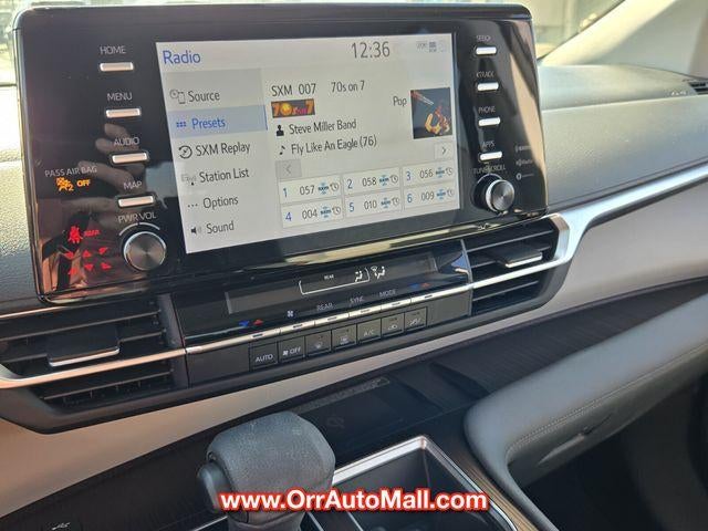 2023 Toyota Sienna LE FWD 8-Passenger (Natl)