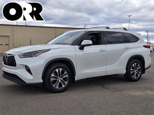 2022 Toyota Highlander XLE FWD (Natl)