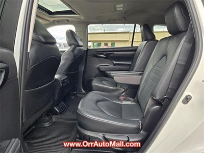 2022 Toyota Highlander XLE FWD (Natl)