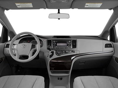 2014 Toyota Sienna 5dr 8-Pass Van V6 SE FWD (Natl)