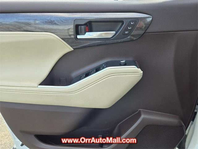 2020 Toyota Highlander Limited FWD (GS)