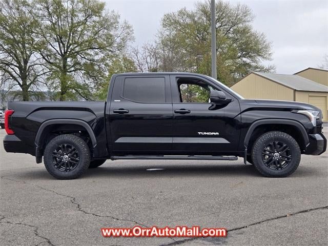 2024 Toyota Tundra 4WD 4WD SR5 CrewMax 5.5' Bed (SE)