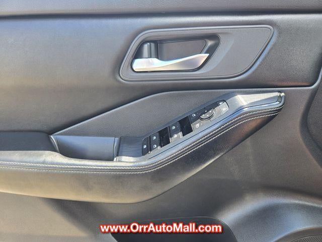 2024 Nissan Rogue FWD SV