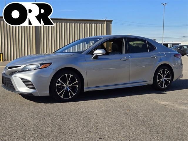 2018 Toyota Camry SE Auto (SE)