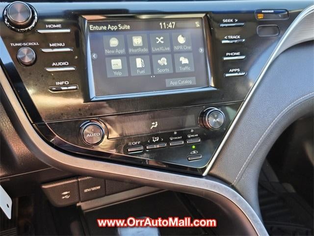 2018 Toyota Camry SE Auto (SE)