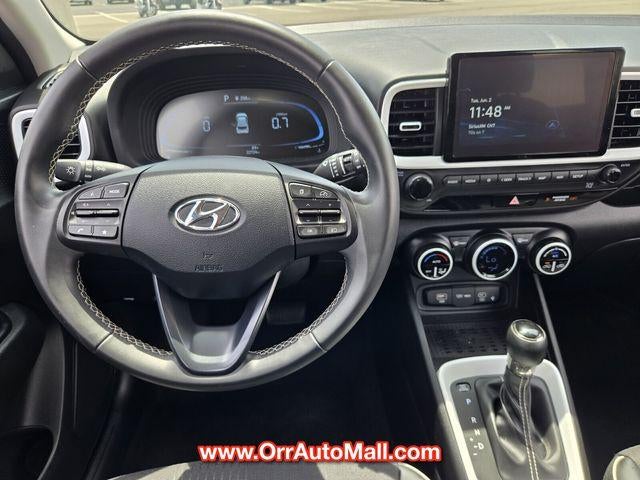2025 Hyundai VENUE Limited IVT