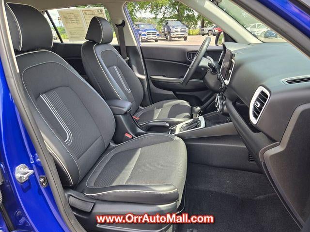 2025 Hyundai VENUE Limited IVT