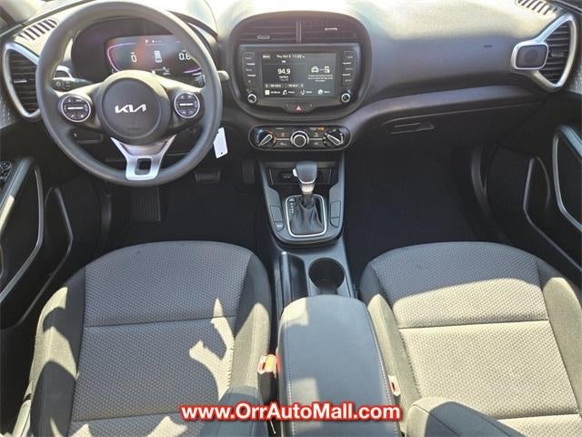 2025 Kia Soul LX FWD