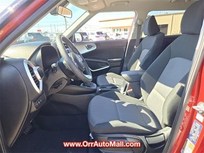 2025 Kia Soul LX FWD