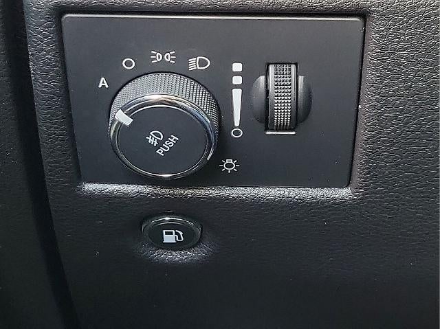 2019 Jeep Grand Cherokee Laredo E 4x2