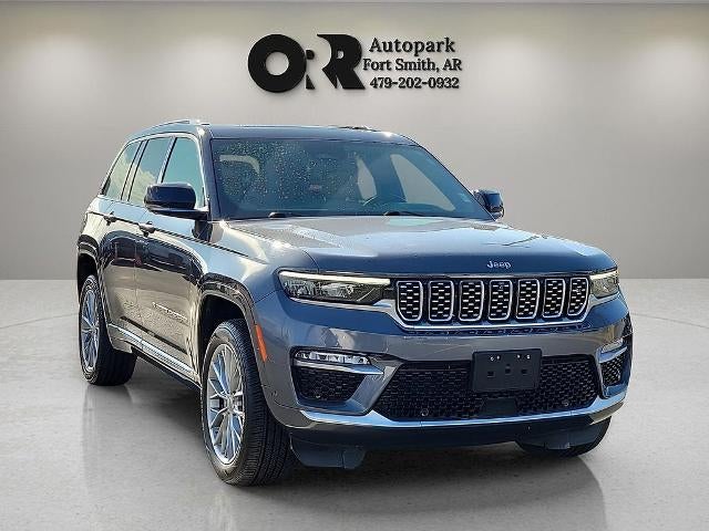 2022 Jeep Grand Cherokee Summit 4x2