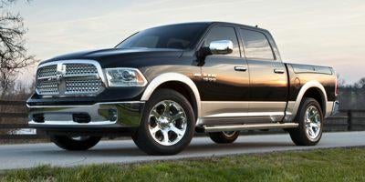 2018 RAM 1500 Express 4x4 Crew Cab 5'7" Box