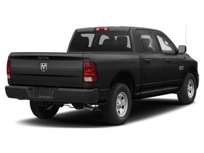2018 RAM 1500 Express 4x4 Crew Cab 5'7" Box
