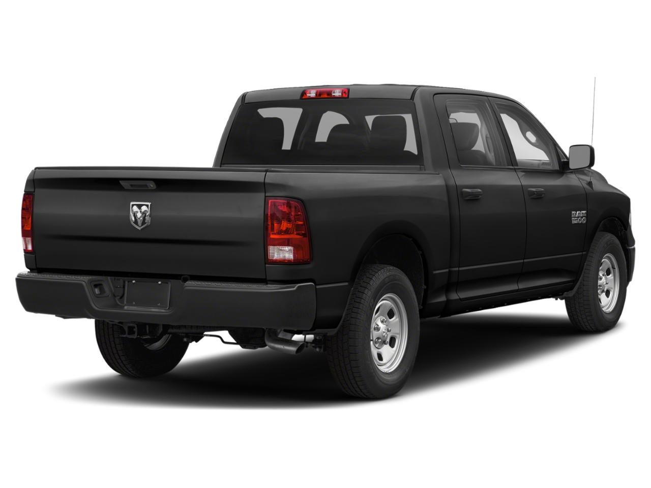2018 RAM 1500 Express 4x4 Crew Cab 5'7" Box