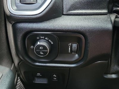 2021 RAM 1500 Big Horn 4x4 Crew Cab 5'7" Box