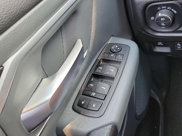 2023 RAM 1500 Big Horn 4x4 Crew Cab 6'4" Box