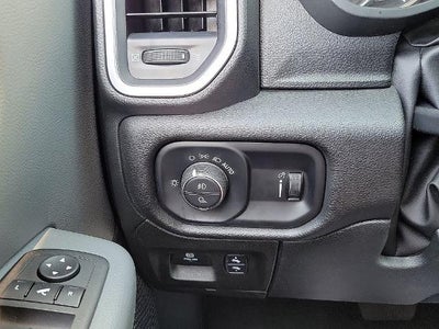 2023 RAM 1500 Big Horn 4x4 Crew Cab 6'4" Box