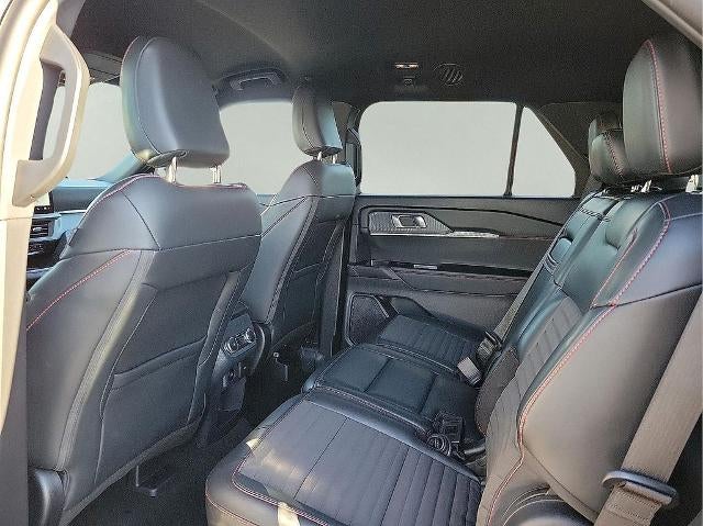 2025 Ford Explorer ST-Line 4WD