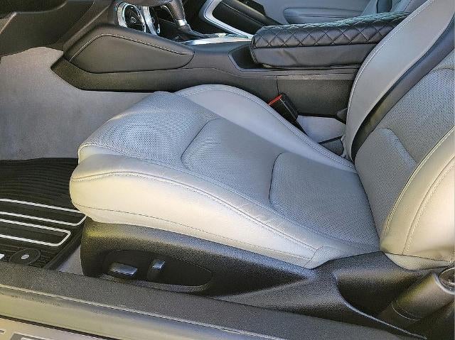 2021 Chevrolet Camaro 2dr Coupe 2SS