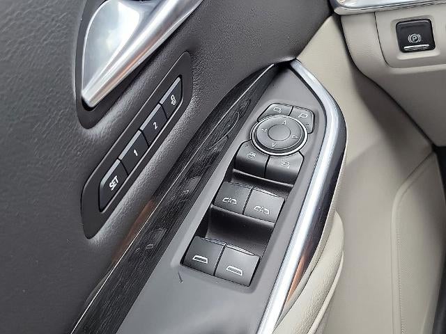 2019 Cadillac XT4 FWD 4dr Premium Luxury