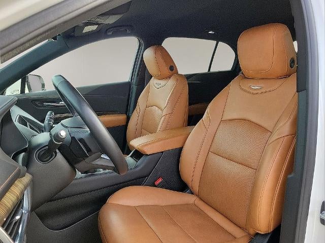 2021 Cadillac XT4 AWD 4dr Premium Luxury