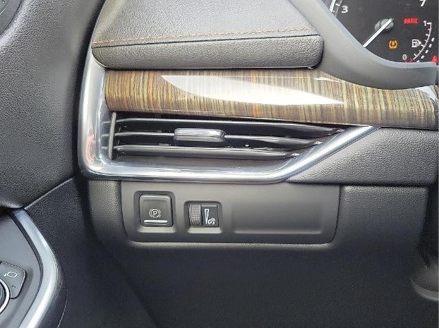 2021 Cadillac XT4 AWD 4dr Premium Luxury