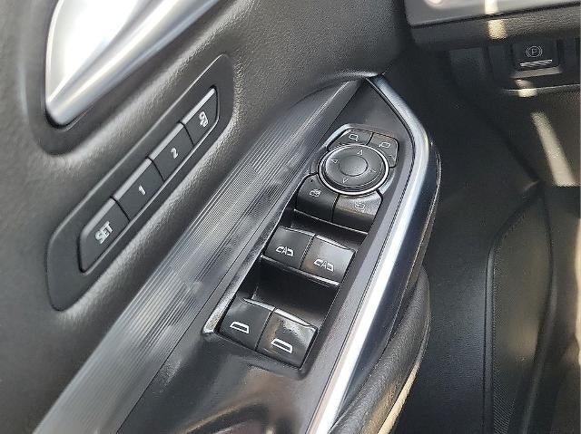 2025 Cadillac XT4 AWD 4dr Premium Luxury