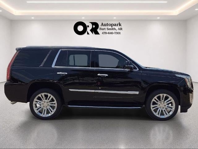 2020 Cadillac Escalade 4WD Luxury