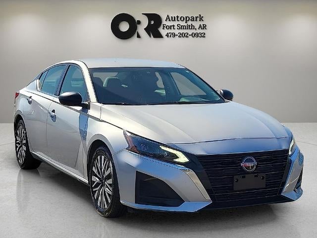 2024 Nissan Altima 2.5 SV Sedan