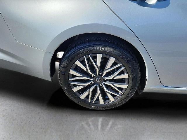 2024 Nissan Altima 2.5 SV Sedan