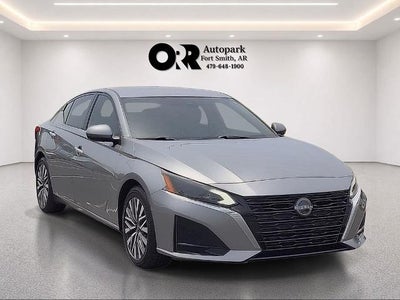 2023 Nissan Altima 2.5 SV Sedan