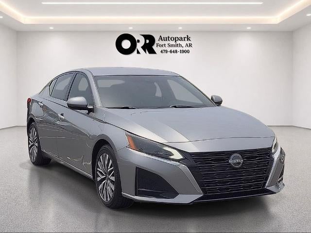 2023 Nissan Altima 2.5 SV Sedan