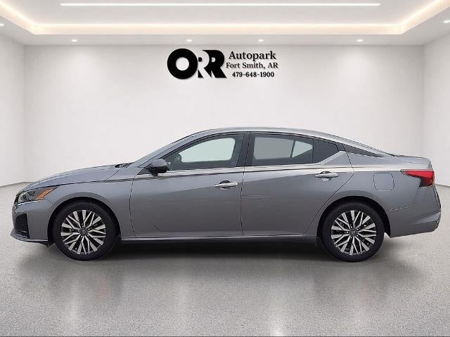 2023 Nissan Altima 2.5 SV Sedan