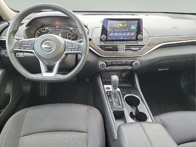 2024 Nissan Altima 2.5 SV Sedan