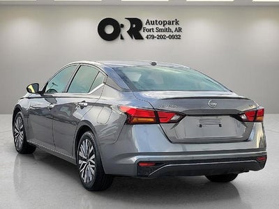 2024 Nissan Altima 2.5 SV Sedan