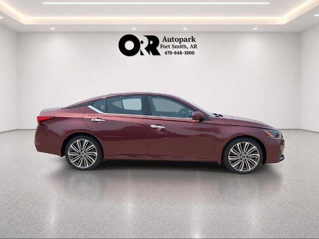 2024 Nissan Altima 2.5 SL Sedan