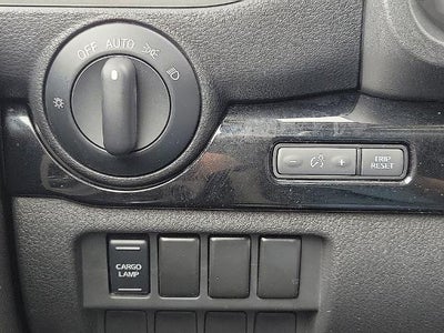 2021 Nissan Titan 4x4 Crew Cab SV