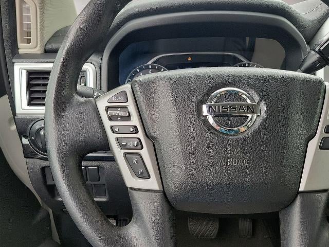2021 Nissan Titan 4x4 Crew Cab SV