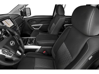 2022 Nissan Titan 4x4 Crew Cab SV